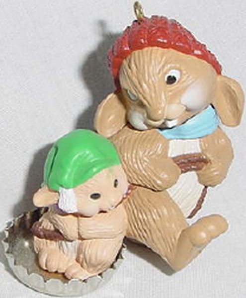 Aunt Krismas 'Bottlecap Fun Bunnies' ornament by Bob Siedler. Year: 1985 - N/A series #0. 'Mint In Box' condition.