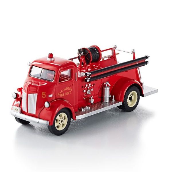 Aunt Krismas '1941 Ford Fire Engine' ornament by Robert Hurlburt. Year: 2013 - Fire Brigade series #11. 'Mint In Box' condition.