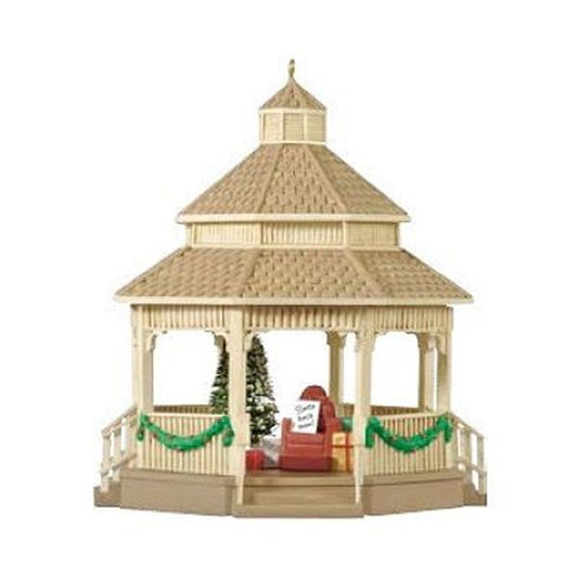 Aunt Krismas 'Gazebo Special Edition' ornament by Don Palmiter. Year: 2013 - Nostalgic Houses and Shops  series #0. 'Mint In Box' condition.
