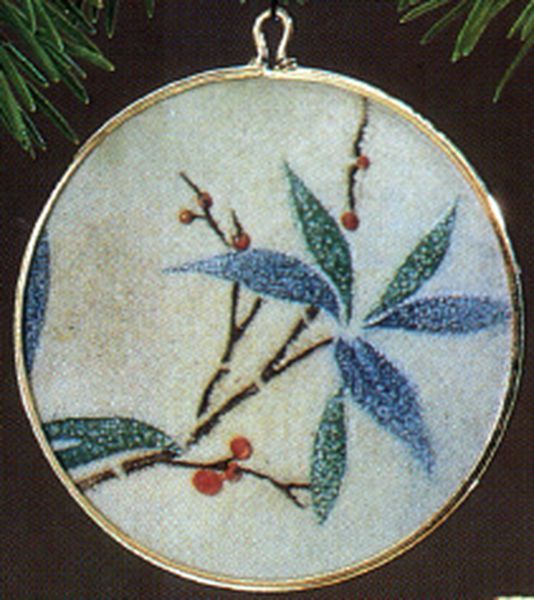 Aunt Krismas 'Christmas Beauty' ornament by Joyce Pattee. Year: 1986 - N/A series #0. 'Slightly Damaged Box' condition.
