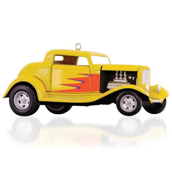 Aunt Krismas '1932 Ford' ornament by Don Palmiter, Robert Hurlburt. Year: 2015 - Keepsake Kustoms series #1. 'Mint In Box' condition.