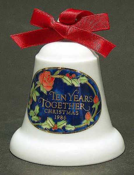 Aunt Krismas 'Ten Years Together' ornament by Hallmark. Year: 1986 - N/A series #0. 'No Box' condition.