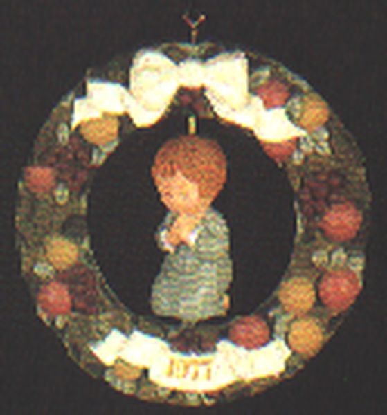 Aunt Krismas 'Della Robia Wreath' ornament by Donna Lee. Year: 1977 - N/A series #0. 'No Box' condition.