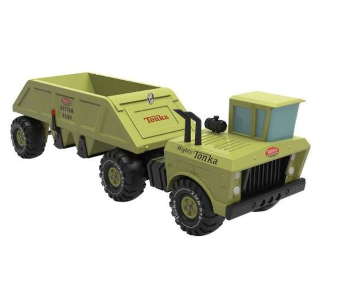 Aunt Krismas 'Bottom Dump Truck' ornament by Hallmark. Year: 2019 - Tonka series #0. 'Mint In Box' condition.