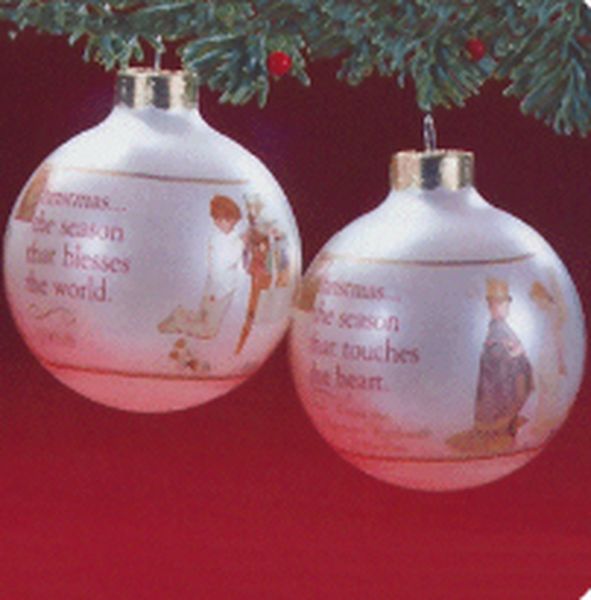 Aunt Krismas 'Norman Rockwell: Xmas Scenes' ornament by Joyce Lyle. Year: 1988 - N/A series #0. 'No Price Tag' condition.
