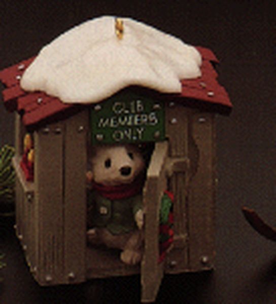 Aunt Krismas 'Our Clubhouse' ornament by Bob Siedler. Year: 1988 - N/A series #0. 'No Box' condition.