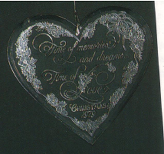 Aunt Krismas 'Love (Holiday Highlights)' ornament by Hallmark. Year: 1979 - N/A series #0. 'No Price Tag' condition.