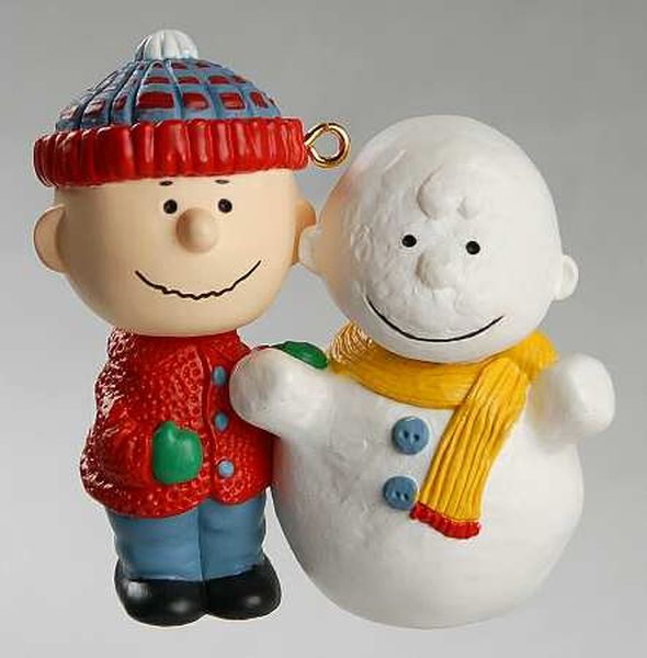 Aunt Krismas 'Charlie Brown and Snow Man' ornament by Dill Rhodus. Year: 1993 - The Peanuts Gang series #1. 'Mint In Box' condition.