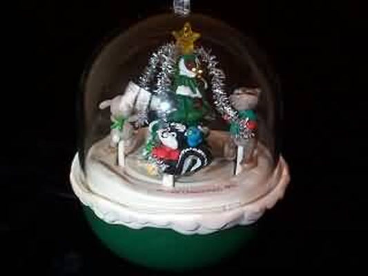 Aunt Krismas 'Forest Animals Swinging on a Wooden Swing' ornament by Sharon Pike. Year: 1995 - Forest Frolics series #7. 'No Box' condition.