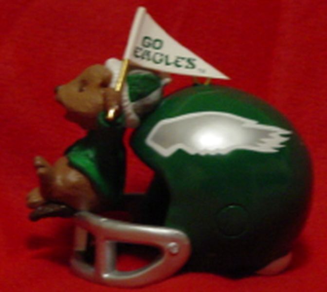 Aunt Krismas 'Philadelphia Eagles' ornament by Bob Siedler. Year: 1995 - NFL Collection series #0. 'Mint In Box' condition.