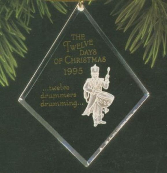 Aunt Krismas 'Twelve Drummers Drumming' ornament by Hallmark. Year: 1995 - Twelve Days of Christmas series #12. 'Mint In Box' condition.