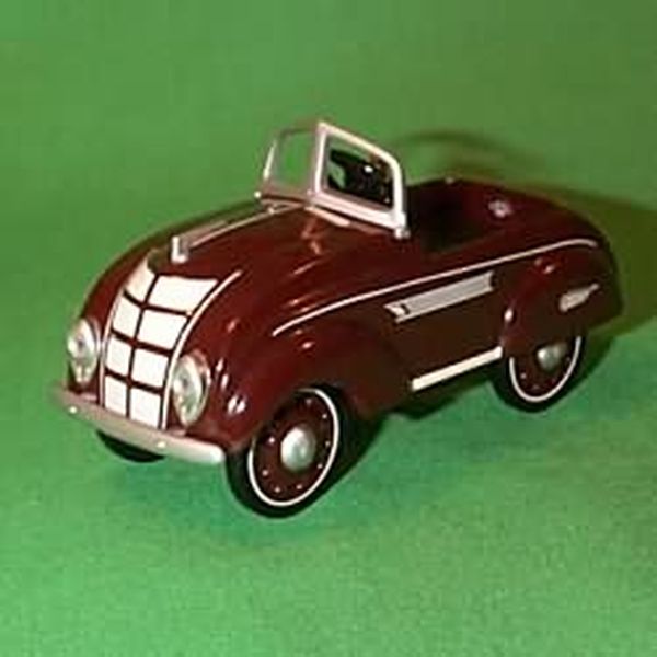 Aunt Krismas '1937 Steelcraft Airflow by Murray' ornament by Don Palmiter. Year: 1997 - Kiddie Car Classics series #0. 'Mint In Box' condition.