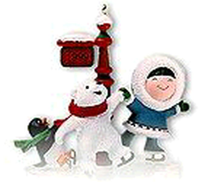 Aunt Krismas 'Frosty Friends' ornament by Ed Seale. Year: 1999 - Frosty Friends series #20. 'Mint In Box' condition.