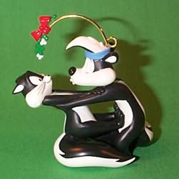 Aunt Krismas 'Pepe LePew and Penelope' ornament by Robert Chad. Year: 1999 - Looney Tunes series #0. 'Mint In Box' condition.