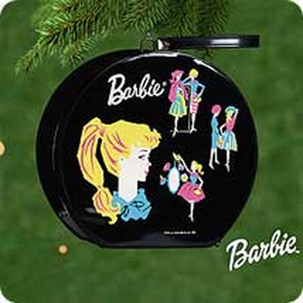 Aunt Krismas '1962 Barbie Hatbox Doll Case' ornament by Hallmark. Year: 2000 - Barbie Cases series #0. 'Mint In Box' condition.