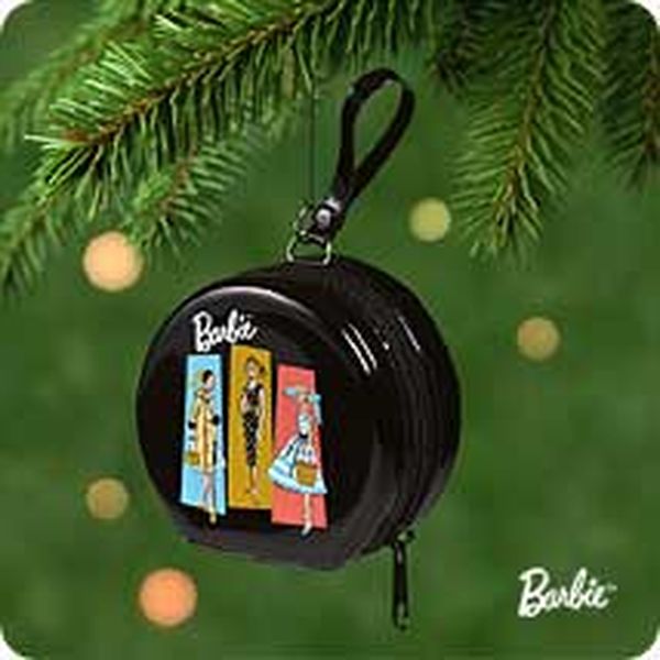 Aunt Krismas '1961 Barbie Hatbox Case' ornament by Hallmark. Year: 2001 - Barbie Cases series #0. 'Mint In Box' condition.