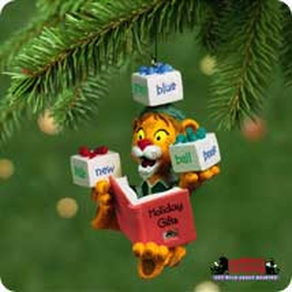 Aunt Krismas 'Lionel Plays with Words Between the Lions' ornament by Ken Crow. Year: 2001 - N/A series #0. 'Mint In Box' condition.