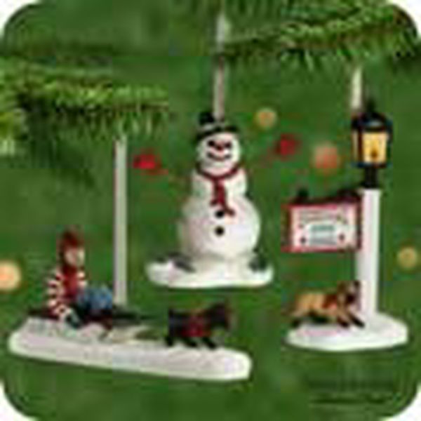 Aunt Krismas 'Victorian Christmas Memories Thomas Kinkade, Painter of Light ' ornament by Katrina Bricker. Year: 2001 - N/A series #0. 'Mint In Box' condition.