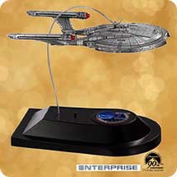 Aunt Krismas 'Enterprise NX-01' ornament by Lynn Norton. Year: 2002 - Star Trek Ships series #0. 'Mint In Box' condition.