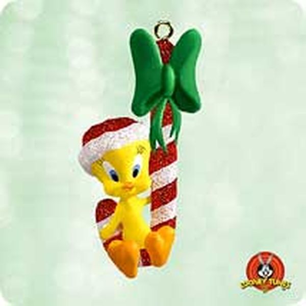 Aunt Krismas 'A Sweet for Tweety' ornament by Mike Dirham. Year: 2003 - Looney Tunes series #0. 'Mint In Box' condition.