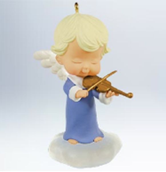 Aunt Krismas 'Viola' ornament by Robert Chad/Mary Hamilton. Year: 2011 - Mary's Angels series #24. 'Mint In Box' condition.