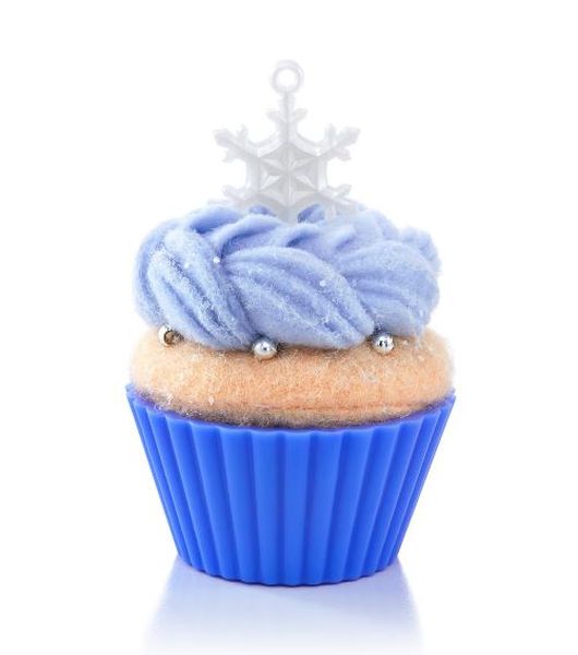 Aunt Krismas 'It's Snowing Sweetness!' ornament by Ruth Donikowski. Year: 2013 - Christmas Cupcakes series #4. 'Mint In Box' condition.