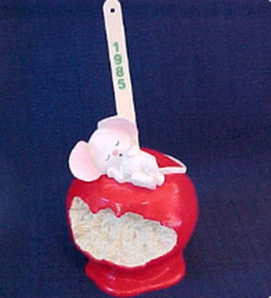 Aunt Krismas 'Candy Apple Mouse' ornament by Linda Sickman. Year: 1985 - N/A series #0. 'Mint In Box' condition.