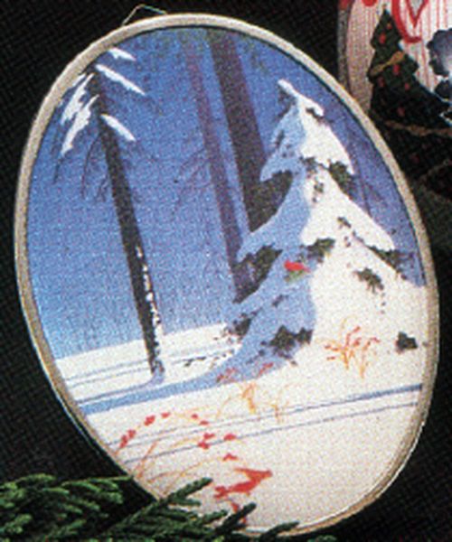 Aunt Krismas 'Heart Full of Love' ornament by Hallmark. Year: 1985 - N/A series #0. 'No Box' condition.