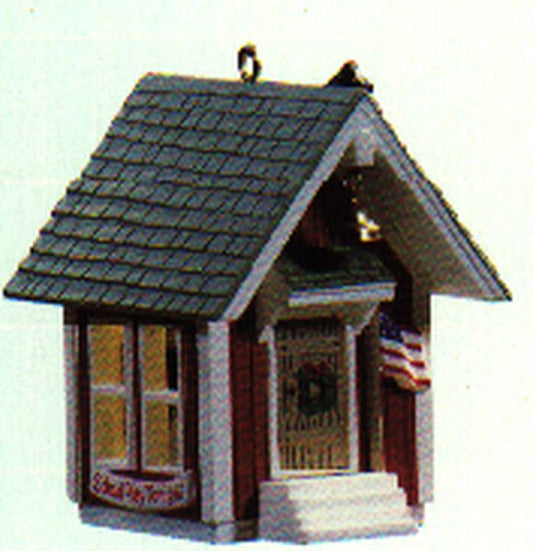 Aunt Krismas 'Little Red Schoolhouse' ornament by Donna Lee. Year: 1985 - N/A series #0. 'No Box' condition.