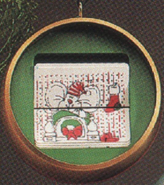 Aunt Krismas 'Night Before Christmas' ornament by Ed Seale. Year: 1985 - N/A series #0. 'No Box' condition.