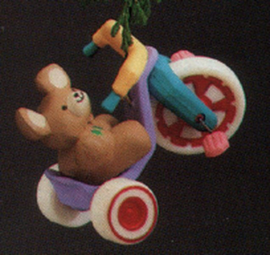 Aunt Krismas 'Beary Smooth Ride' ornament by Linda Sickman. Year: 1986 - N/A series #0. 'No Box' condition.