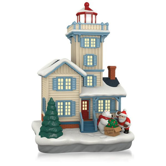 Aunt Krismas 'Holiday Lighthouse' ornament by Tracy Larsen. Year: 2015 - Holiday Lighthouse series #4. 'Mint In Box' condition.