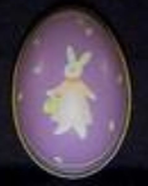 Aunt Krismas 'Bunny' ornament by Hallmark. Year: 1988 - N/A series #0. 'Mint In Box' condition.