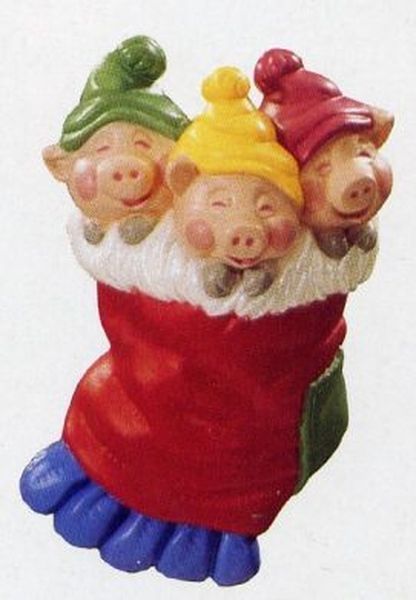 Aunt Krismas 'Three Little Piggies' ornament by Ken Crow. Year: 1990 - N/A series #0. 'No Box' condition.
