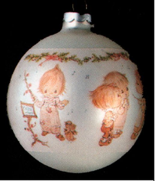 Aunt Krismas 'Musicians' ornament by Hallmark. Year: 1974 - Betsey Clark series #2. 'Mint In Box' condition.