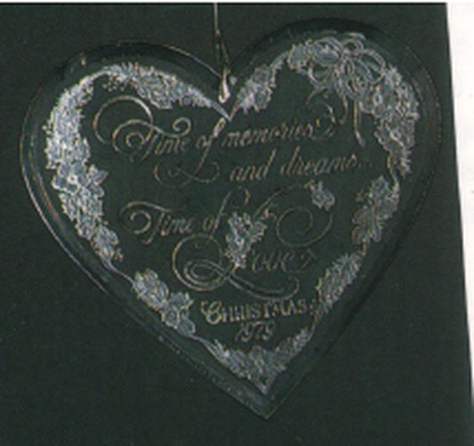 Aunt Krismas 'Love (Holiday Highlights)' ornament by Hallmark. Year: 1979 - N/A series #0. 'No Price Tag' condition.