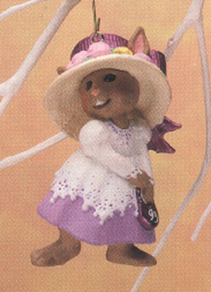 Aunt Krismas 'Purple and White Dress' ornament by Donna Lee. Year: 1993 - Springtime Bonnets series #1. 'Mint In Box' condition.