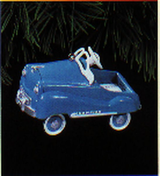 Aunt Krismas 'Murray Champion' ornament by Don Palmiter. Year: 1994 - Kiddie Car Classics series #1. 'Mint In Box' condition.