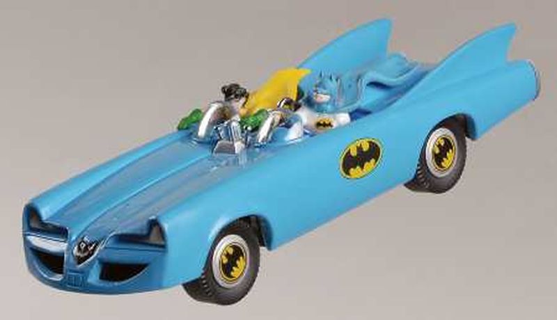 Aunt Krismas 'Batmobile' ornament by Don Palmiter. Year: 1995 - N/A series #0. 'Mint In Box' condition.