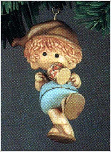 Aunt Krismas 'Drummer Boy (Dough-Look)' ornament by Donna Lee. Year: 1980 - N/A series #0. 'No Box' condition.