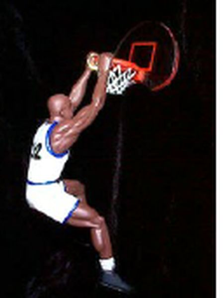 Aunt Krismas 'Shaquille O’ Neal' ornament by Hallmark. Year: 1995 - Hoop Stars series #1. 'Mint In Box' condition.
