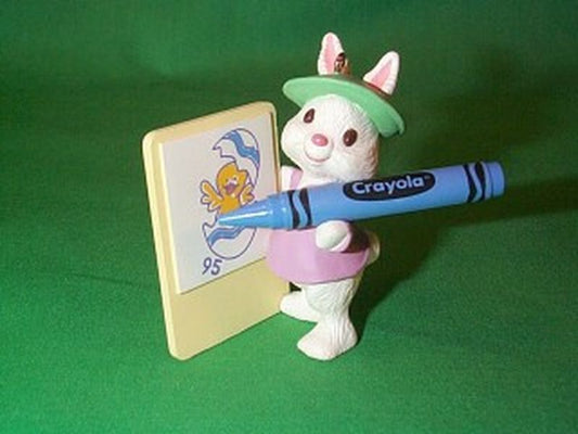 Aunt Krismas 'Picture Perfect' ornament by Ken Crow. Year: 1995 - N/A series #0. 'Mint In Box' condition.