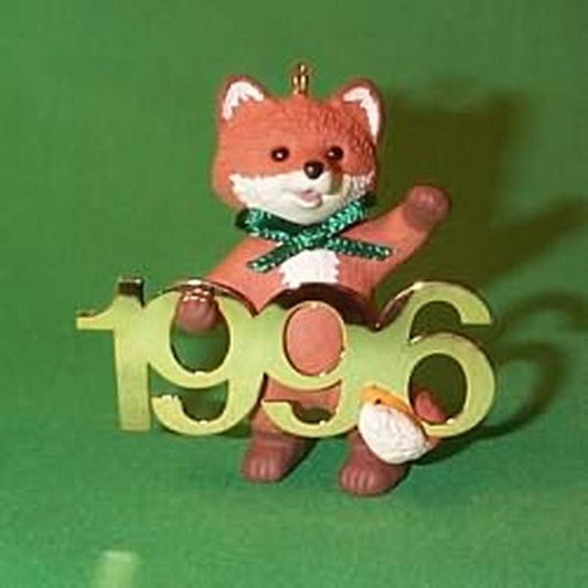 Aunt Krismas 'Fabulous Decade' ornament by Ed Seale. Year: 1996 - Fabulous Decade series #7. 'Mint In Box' condition.
