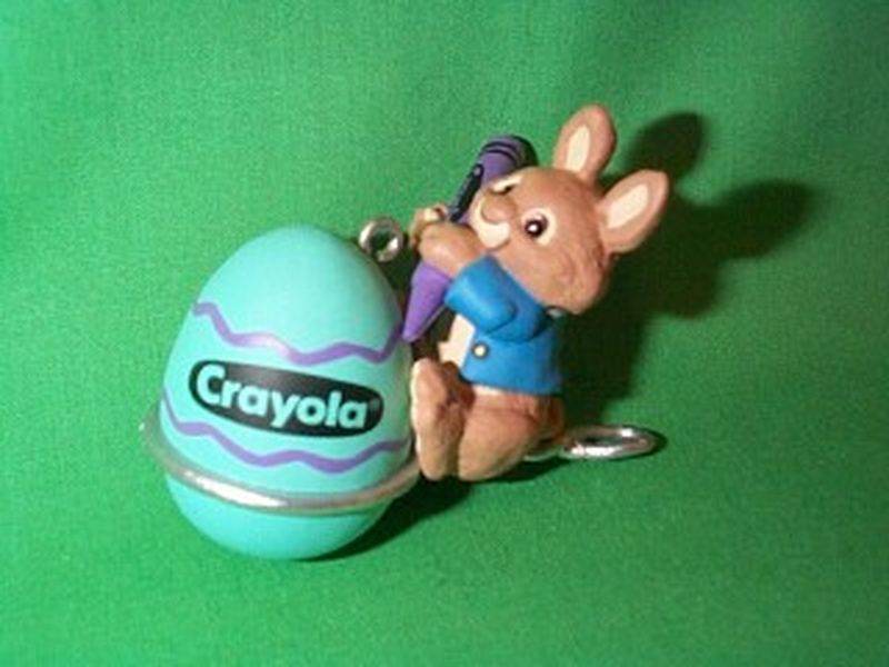 Aunt Krismas 'Eggs-pert Artist Crayola' ornament by Sue Tague. Year: 1997 - N/A series #0. 'Mint In Box' condition.