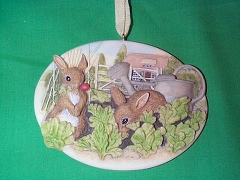Aunt Krismas 'Garden Bunnies' ornament by Duane Unruh. Year: 1997 - Nature's Sketchbook  series #0. 'Mint In Box' condition.