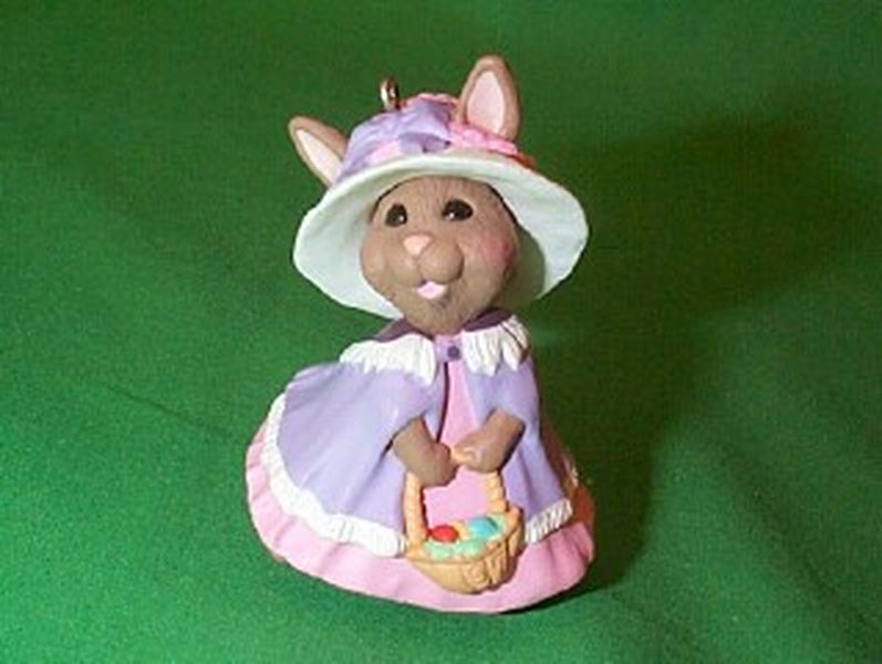 Aunt Krismas 'Lavender Dress' ornament by Sharon Pike. Year: 1997 - Springtime Bonnets series #5. 'Mint In Box' condition.
