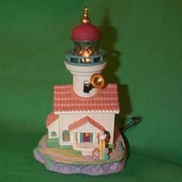 Aunt Krismas 'Lighthouse Greetings' ornament by John (Collin) Francis . Year: 1998 - Lighthouse Greetings series #2. 'Mint In Box' condition.