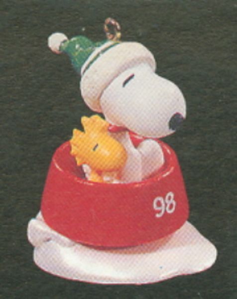 Aunt Krismas 'Winter Fun With Snoopy' ornament by Tracy Larsen. Year: 1998 - Winter Fun With Snoopy series #1. 'Mint In Box' condition.