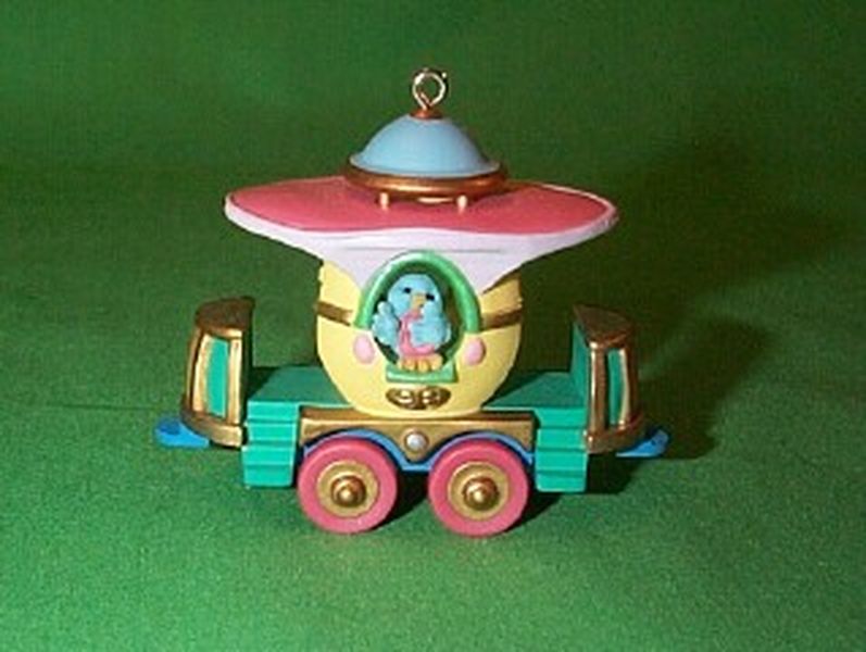Aunt Krismas 'Passenger Car' ornament by Ken Crow. Year: 1998 - Cottontail Express series #3. 'Mint In Box' condition.