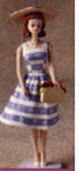 Aunt Krismas 'Midge - Suburban Shopper 35th Anniversary' ornament by Patricia Andrews. Year: 1998 - N/A series #0. 'Mint In Box' condition.